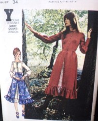 6107 BUTTERICK 1970 MARY QUANT YOKE BLOUSE,RUFFLE A-SKIRTS PATTERN 10 32.5"B